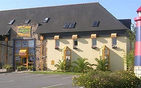 Brit Hotel Iroise 2*